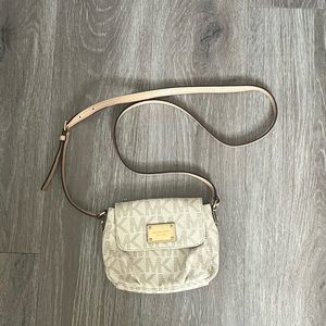 Michael Kors Crossbody